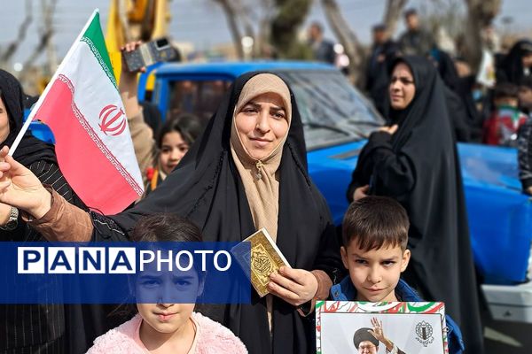 راهپیمایی ۲۲ بهمن، آینه تمام‌نمای همبستگی ملی