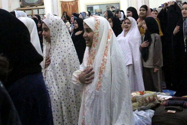 مراسم اعتکاف در مسجد الزهرا(س) قیامدشت