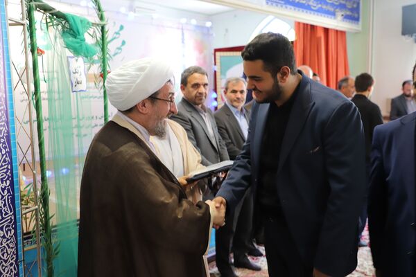 طنین زنگ نماز در مدارس آذربایجان‌شرقی