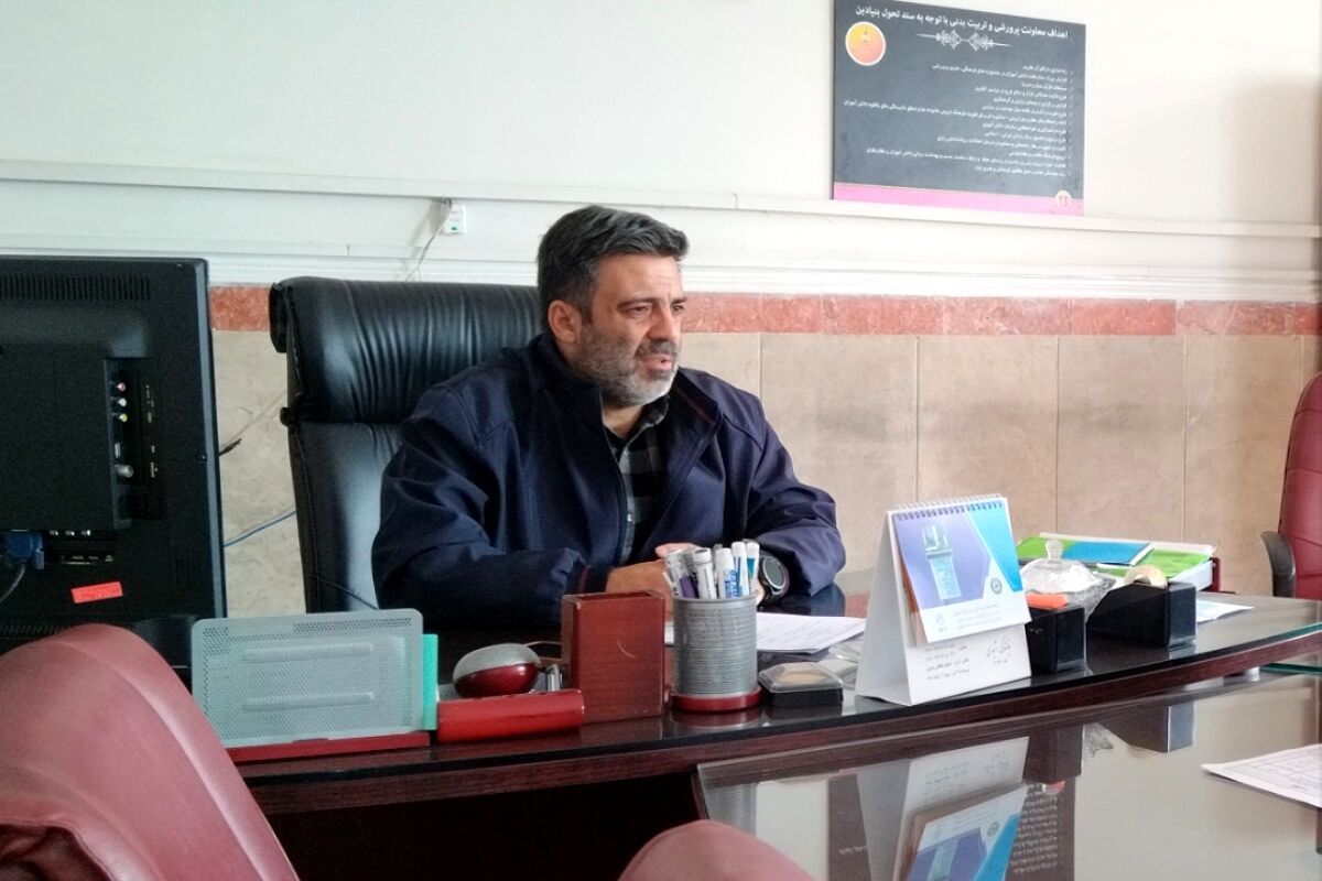 معلم بودن، جهاد بی ادعایی است در میدان دانایی و ایثاری از جنس روشنایی