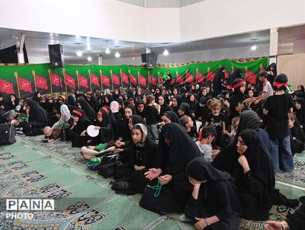 همایش شیرخوارگان حسینی در شیخ آباد قم