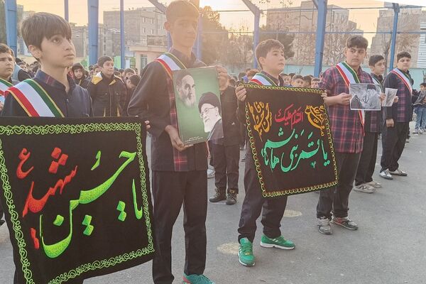 گرامیداشت شهادت شهید سلیمانی در دبستان امامت یک باقرشهر