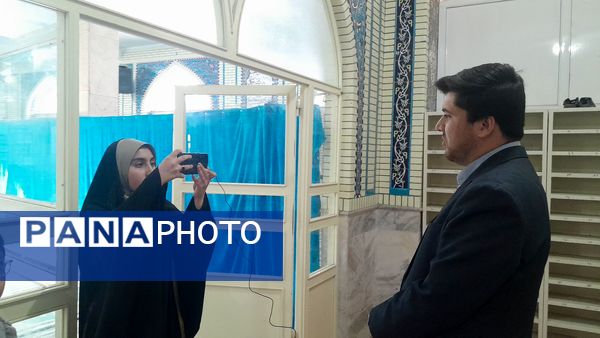 نماز جمعه شهر بن با حضور خانواده بزرگ آموزش و پرورش 