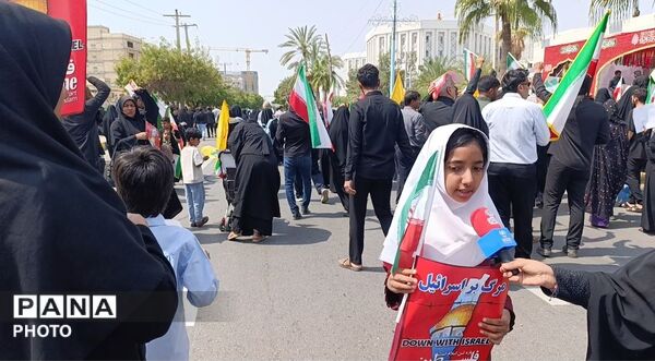 همبستگی کودکان بندرعباس با خانواده شهدای دبستان شجره طیبه میناب؛ عزاداری و محکومیت جنایت تروریستی