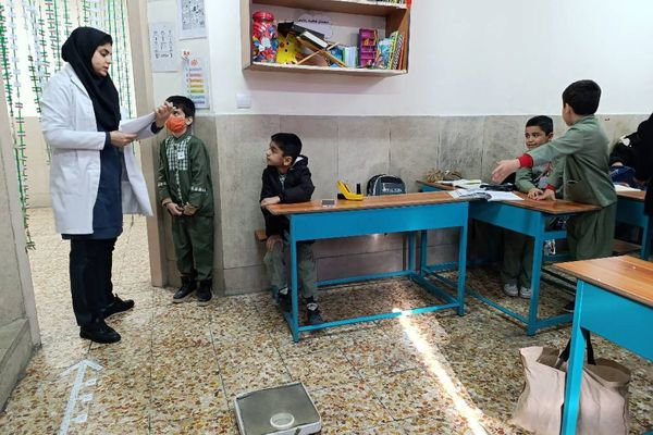 ارتقای آگاهی دانش‌آموزان آموزشگاه شهید رجایی با آموزش‌های سلامت و ایمنی زلزله