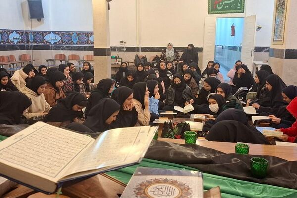 دانش آموزان نورانی حاضر در محفل