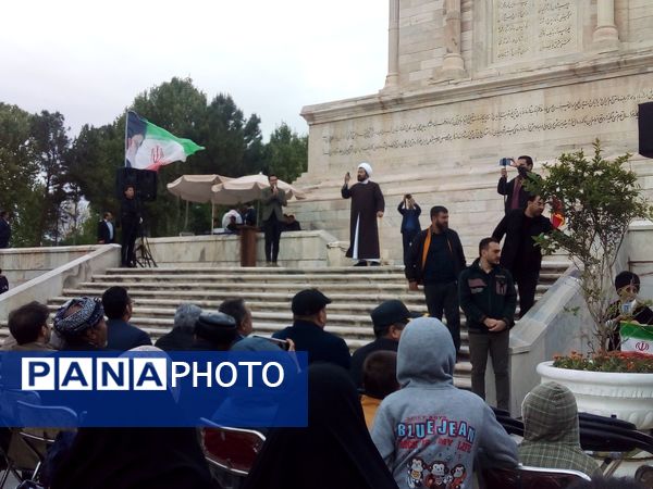 اجتماع عظیم یاوران حضرت مهدی(ع) در مشهد