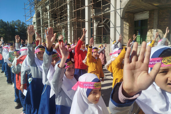 همایش نوگلان فاطمی در شهر بهمن
