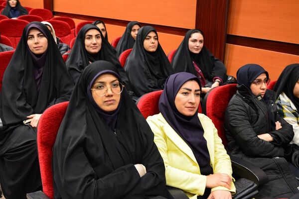 گرامیداشت هفته امور تربیتی در بهارستان‌ 2