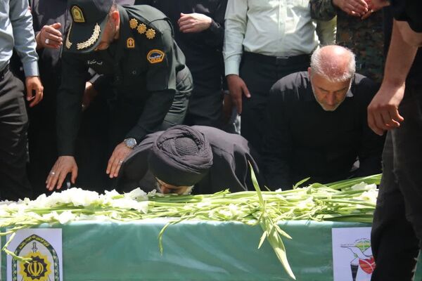 تشییع پیکر شهید محمد نعمتی سعیدآبادی در شهرستان بهارستان