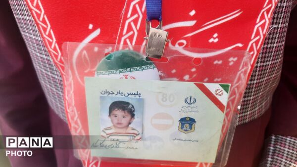 تقدیر پیشتازان از تلاشگران نیروی انتظامی