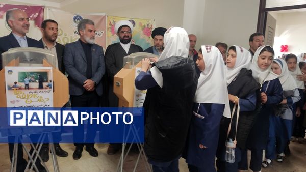 اینجا قلب‌ها می‌تپند تا عاطفه‌ای جاری شود