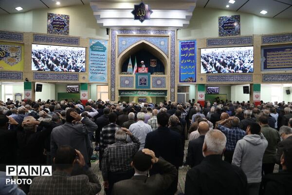 اقامه نماز جمعه همدان به امامت آیت‌الله شعبانی