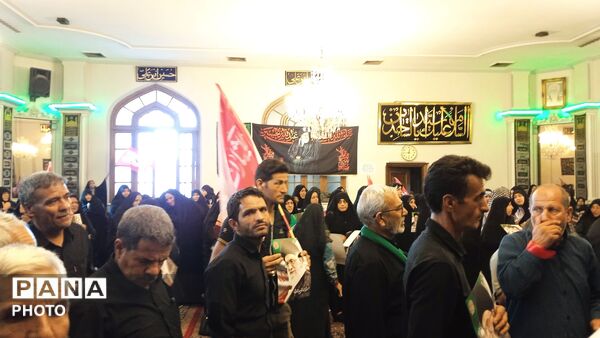 وداع کاشمری ها با رهبر فقید در حسینیه کویتی مشهد