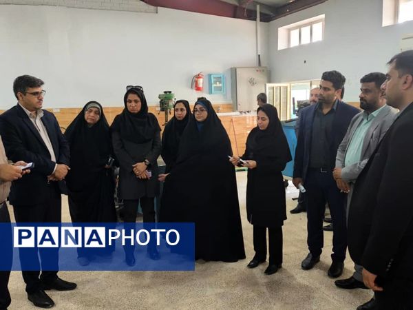 روز پرکار هیات استانداری در شرق هرمزگان