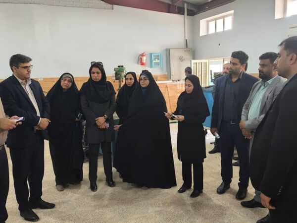 روز پرکار هیات استانداری در شرق هرمزگان
