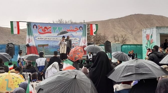 راهپیمایی 22 بهمن در دزپارت باشکوه و چشمگیر برگزار شد