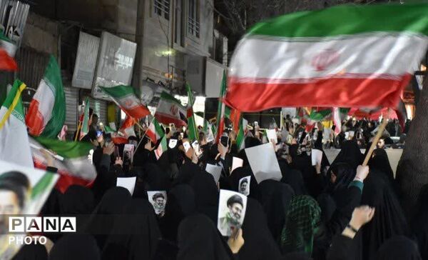 همه برای ایران؛در میدان نبرد می‌آییم
