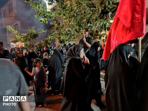 همراهی هیات زینب کبری(س) با کاروان نمادین اسرای کربلا
