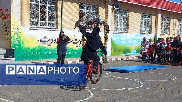  المپیاد درون مدرسه‌ای به میزبانی مدرسه عترت خواجه