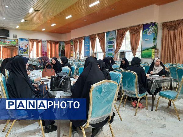 رابطان مشاوره صدای روشن آینده آموزش 