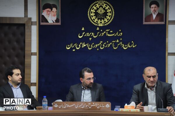 نشست هم‌اندیشی اجرای طرح «مسجد، مدرسه، محله‌محور» در سازمان دانش‌آموزی کشور