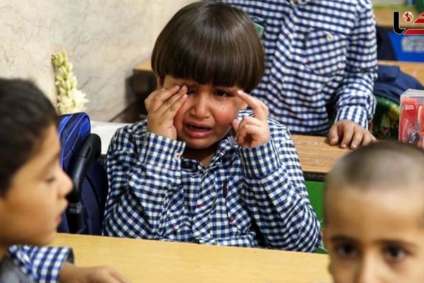 نحوه کنترل اضطراب جدایی دانش‌آموزان از سوی خانواده‌ها و مربیان