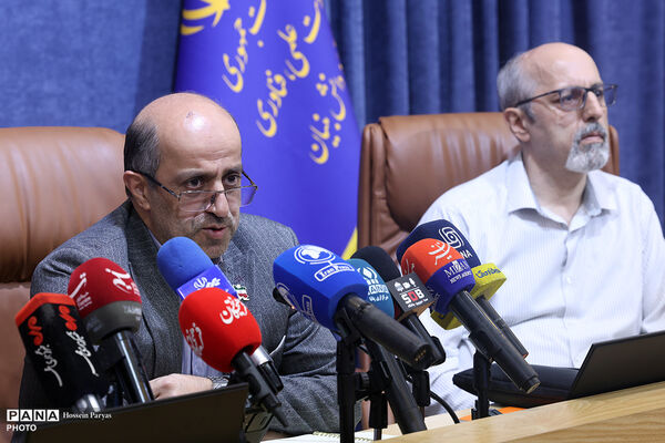 نشست خبری آغاز آموزش هوش مصنوعی به معلمان سراسر کشور