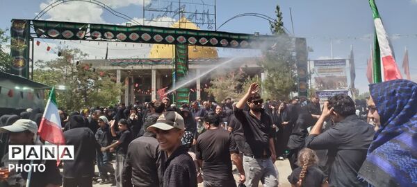 قدم هایی که در دهستان نصرآباد با عشق برداشته می‌شوند