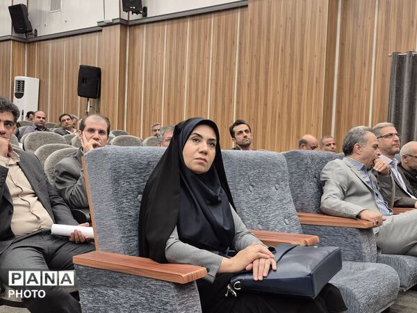 گردهمایی مدیران منطقه ۱۵ تهران