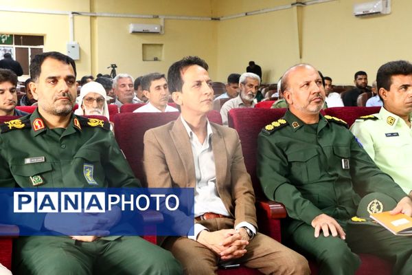 گردهمایی سران طوایف قلعه‌گنج در رزمایش بزرگ «فدائیان ولایت»