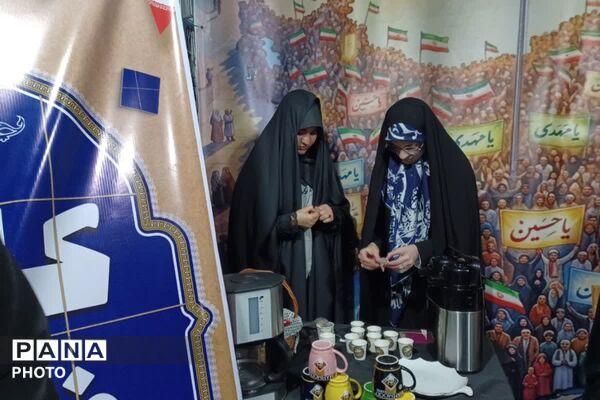 ستون این انقلاب، ایستادگی مردم در ۸۰ شب کف میدان 