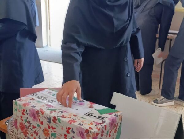 انتخابات مدرسه‌ای در دبیرستان هیات امنایی مطهره گالیکش