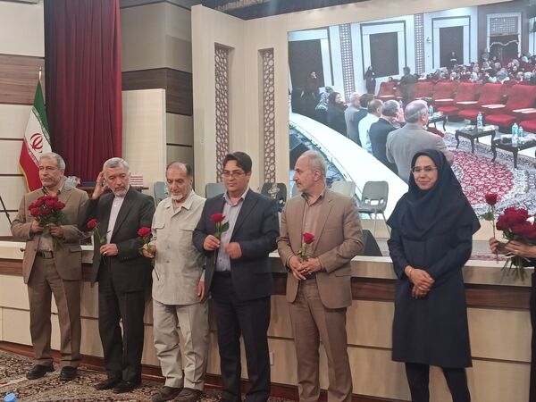 تجلیل از بازنشستگان آموزش و پرورش استان خراسان رضوی