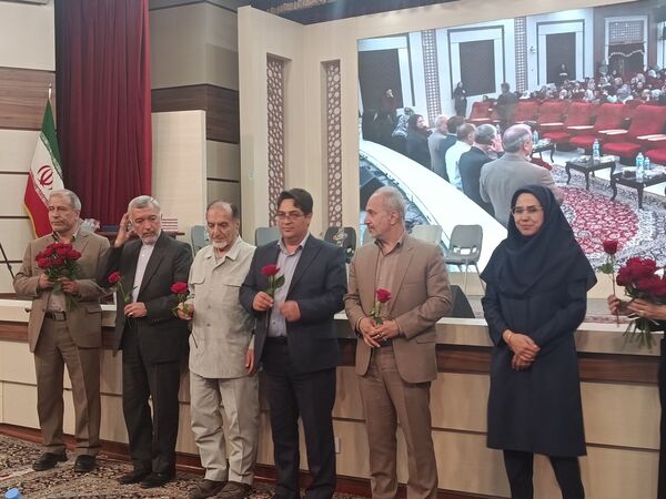 تجلیل از بازنشستگان آموزش و پرورش استان خراسان رضوی