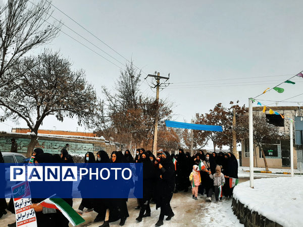 تجلی حضور مردم ولایتمدار شهر غلامان در راهپیمایی ۲۲ بهمن