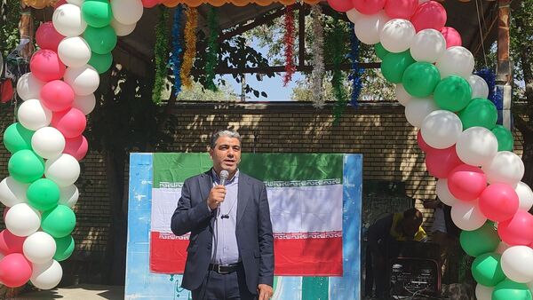 آیین نواختن زنگ مهر، ایثار و شهادت در دبستان شاهد حاج تقی آقا بزرگ ناحیه یک مشهد 