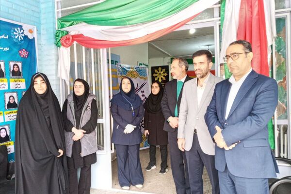 مراسم نواخته شدن زنگ پژوهش در فرزانگان قدس