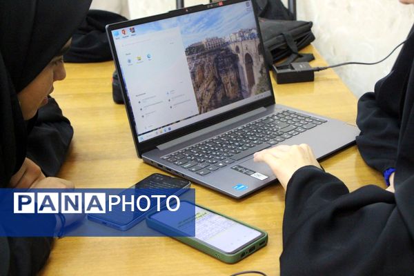 حضور جوانان و نخبگان خلاق در دومین رویداد تولید محتوای دیجیتال شهرستان بن