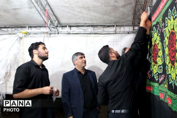 بازدید مدیر آموزش و پرورش منطقه پردیس از موکب های پذیرایی و ستاد اسکان زائرین