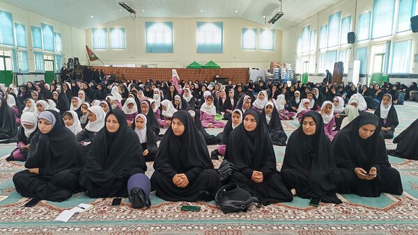 جشنِ روز دختر به مناسبت ولادت حضرت معصومه(س) در شهرستان مارگون