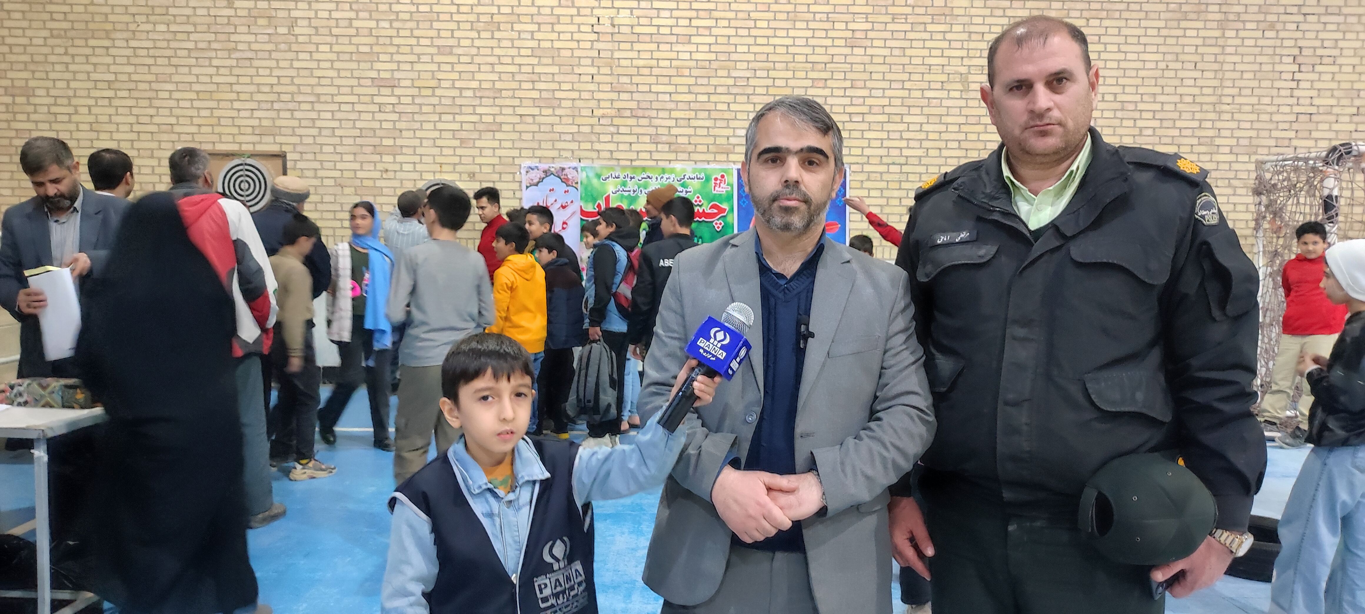 برگزاری مسابقات دارت در سالن ایثار شهرستان شیروان
