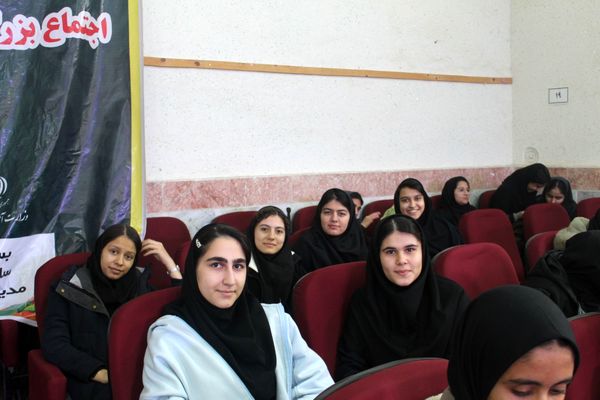 یاوران انقلاب در فاروج
