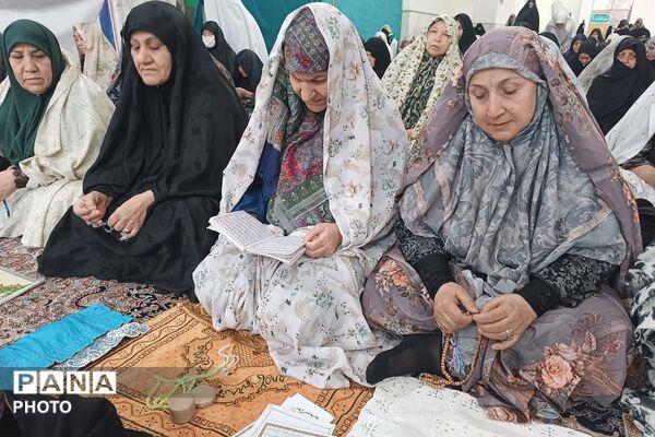 مراسم گرامیداشت هفته تربیت‌بدنی و ورزش در جوار بارگاه ملکوتی امامزادگان طاهر و مطهر خیرآباد