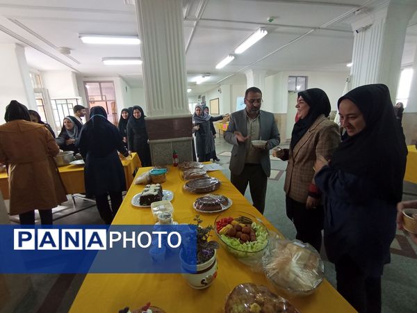 برگزاری جشنواره غذاهای محلی در آموزشگاه فاطمیه 