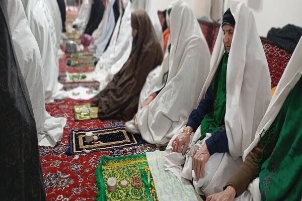اقامه نماز عبادی،سیاسی جمعه همزمان با ایام دهه فجر در شهر بار نیشابور