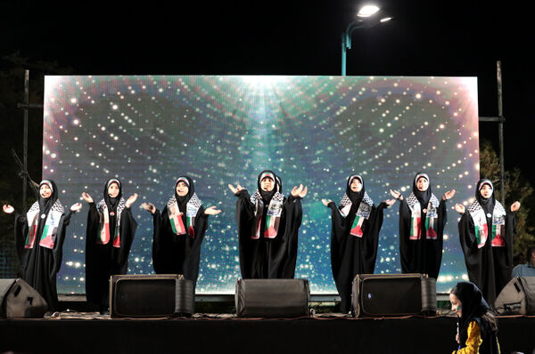 اجتماع دهه نودی‌‍‌ها در یزد