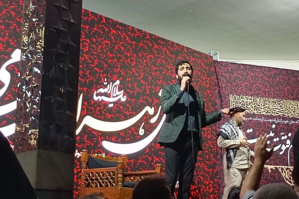 برگزاری یادواره شهدا در مسجد موسی بن جعفر شهرستان فیروزکوه 