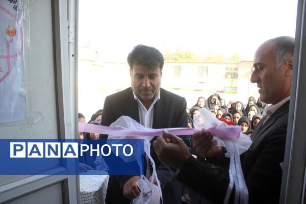 افتتاح آزمایشگاه در آموزشگاه‌ام ابیها (س) شهر سلامی
