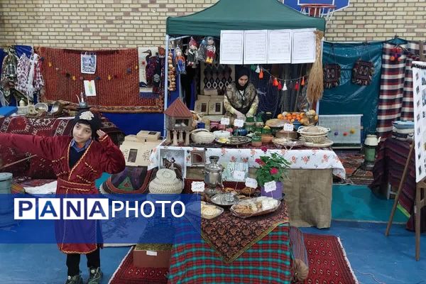 یلدایی به یاد ماندنی در مدرسه البرز رودهن